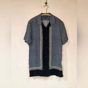 Express Men’s Retro Geometric Camp Shirt - Navy/White/Yellow - Size M